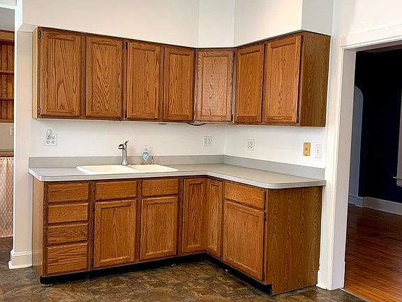 4th image of 6159 N Ravenswood Ave #2
