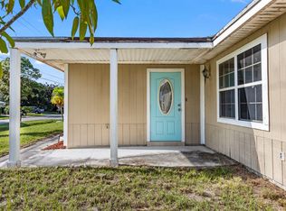5600 Raintree Trl, Fort Pierce, FL 34982