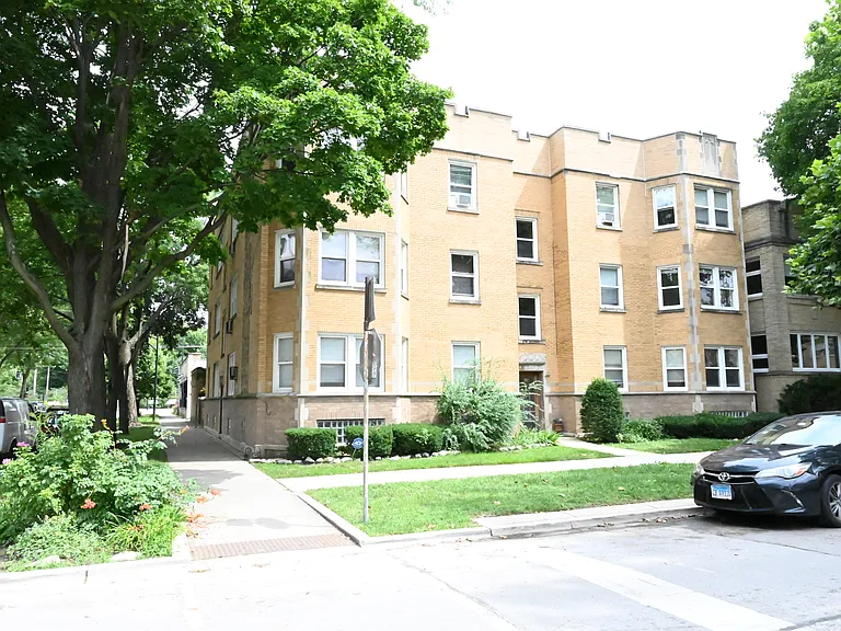 2421 W Ardmore Ave #1 — Photo 12