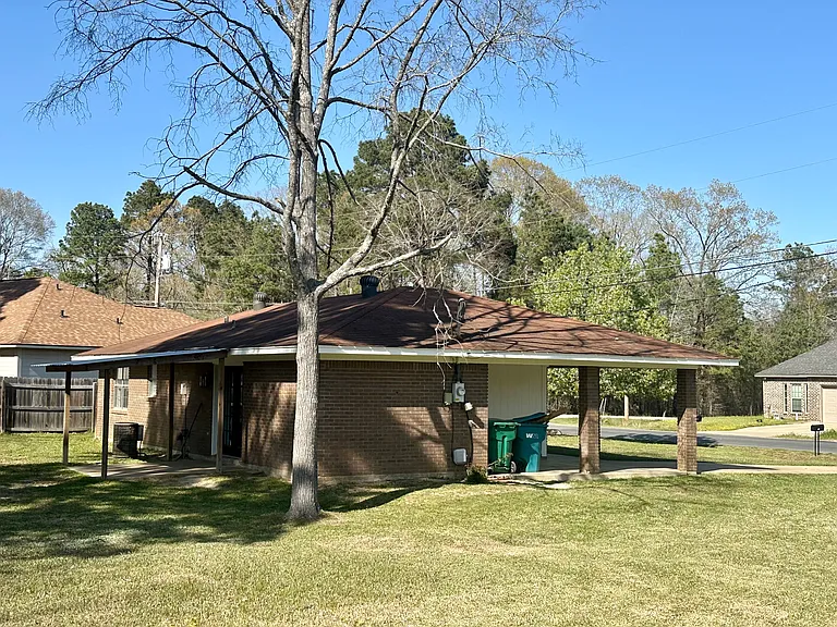 301 Laura Wilkes Rd — Photo 24