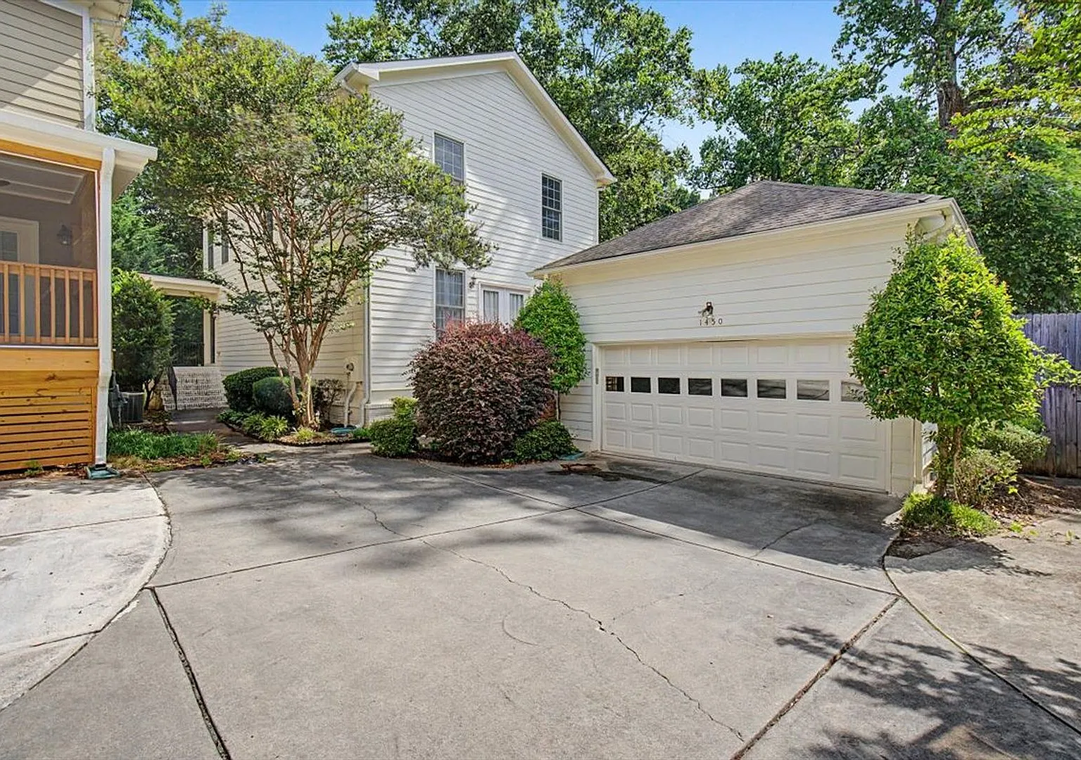 3 Bed/2.5 Bath In Brookhaven For Lease — Photo 1