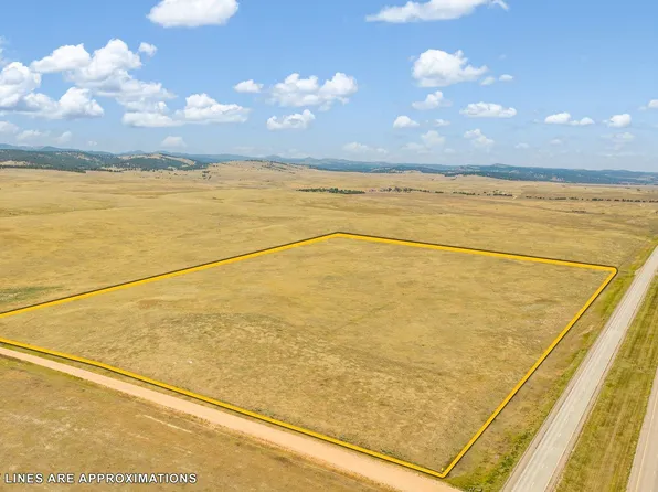 Mielke Pl, Hermosa, SD 57744