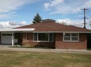 3800 Sunrise Park Dr, Yakima, WA 98902