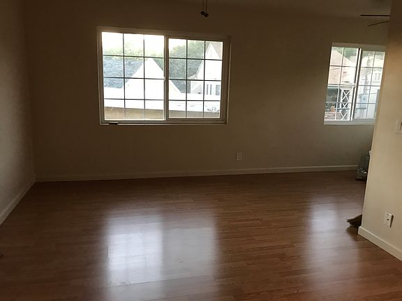 4th image of 732 E Angeleno Ave #A