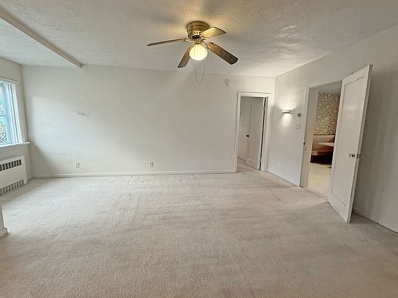 4th image of 1938 Morton Ave