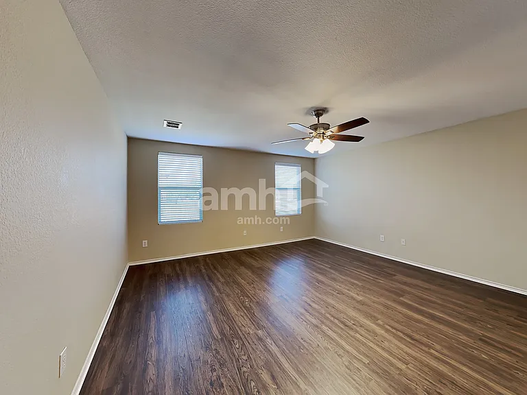 8427 Cotton Valley Ln — Photo 7