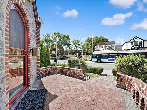 5th image of 4623 Avenue H
