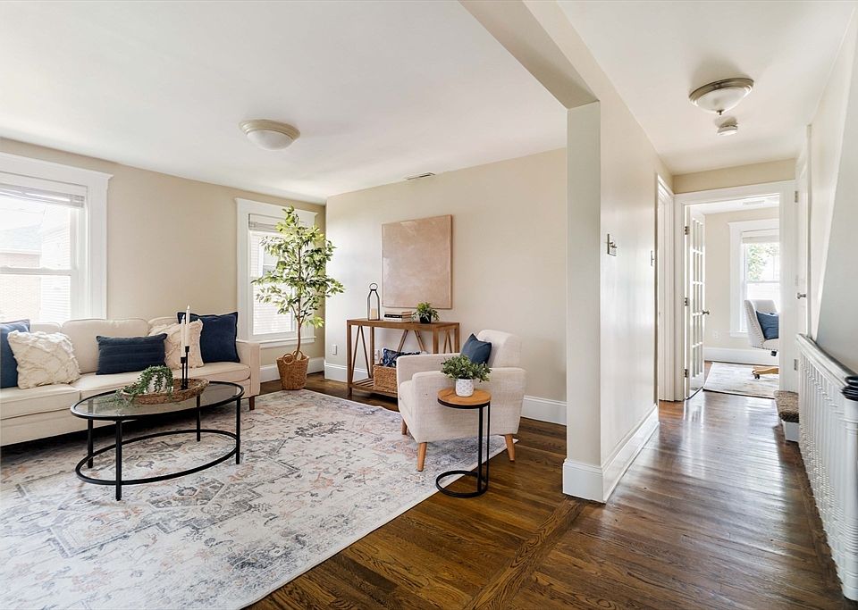 1st image of 33 Howard St #2