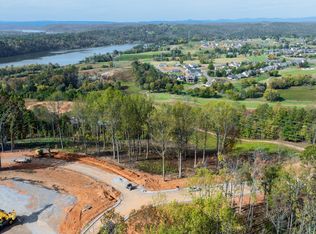 102 Eagles Crest Ct, Loudon, TN 37774
