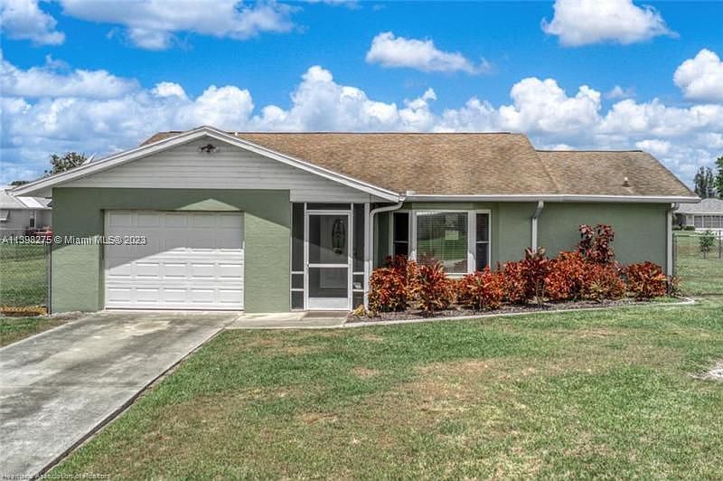 1st image of 6025 Glens Ct
