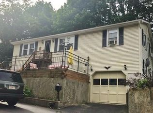 112 Foster St, Lowell, MA 01851
