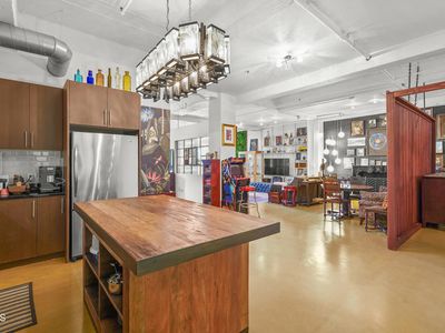 849 S Broadway #M11, Los Angeles, CA, 90014