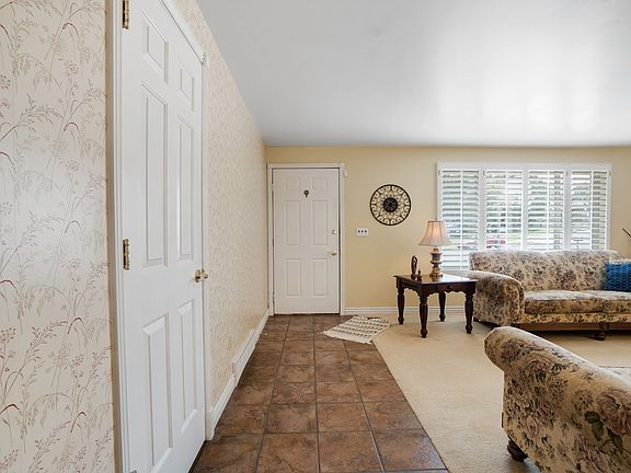 3rd image of 3118 W Bernina Dr