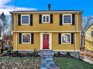 31 Crehore Rd, Chestnut Hill, MA 02467
