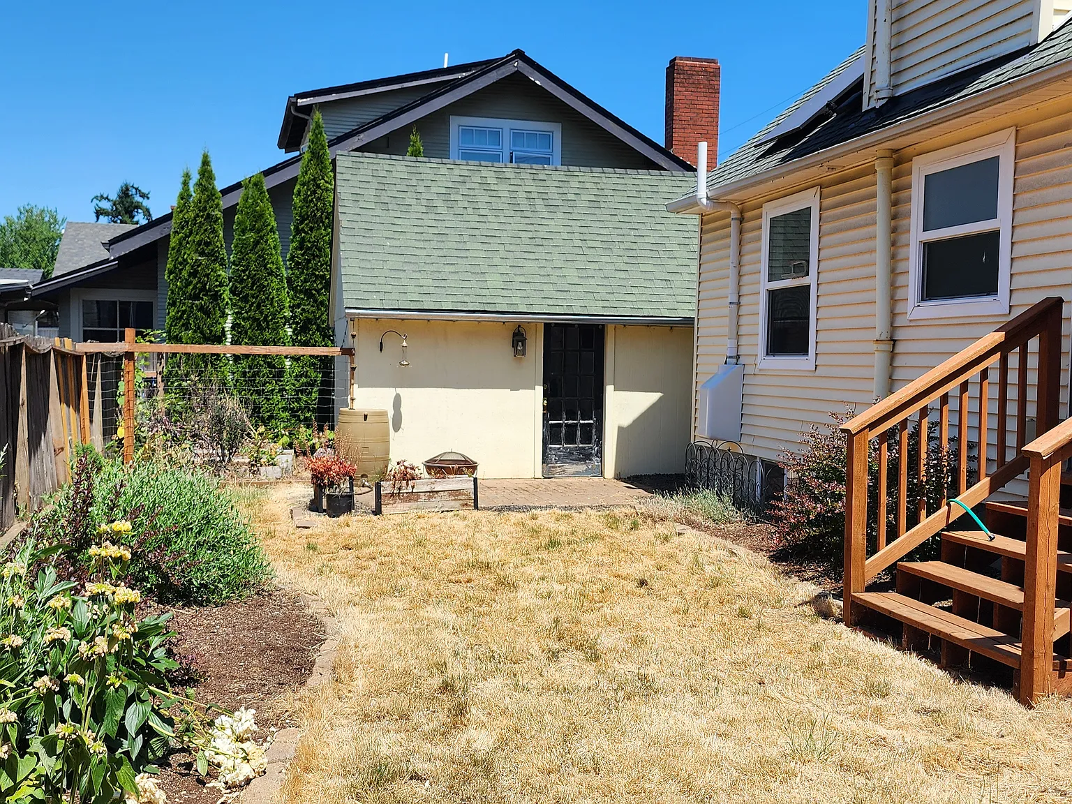 3 bed, 1500 sqft, $2,525 — Photo 4