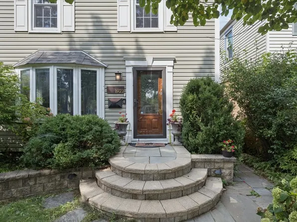 1923 Warren St, Evanston, IL 60202