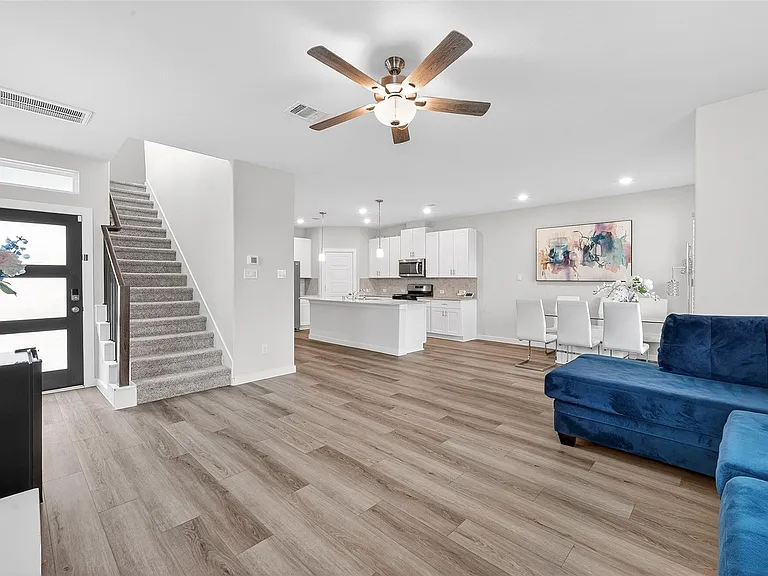 14839 Slow River Ave — Photo 9
