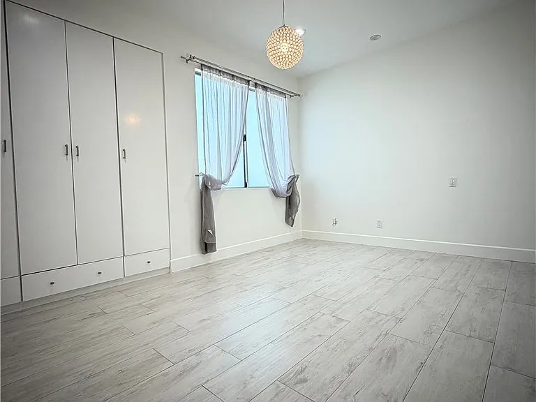 7067 Middlesbury Ridge Cir — Photo 15