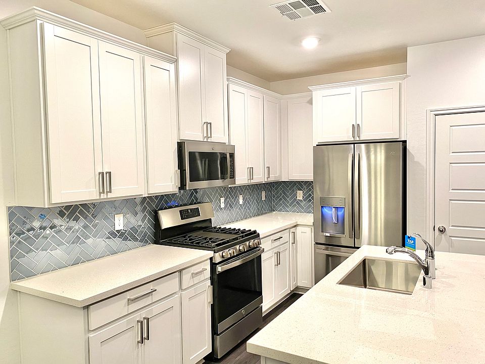 1st image of 20 Barbara Ln #40