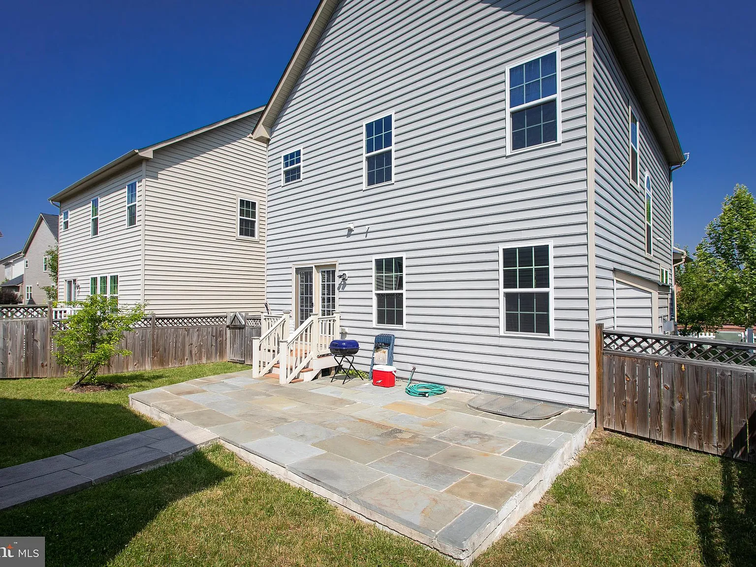 3 bed, 3.5 bath, 3540 sqft, $3,595 — Photo 3