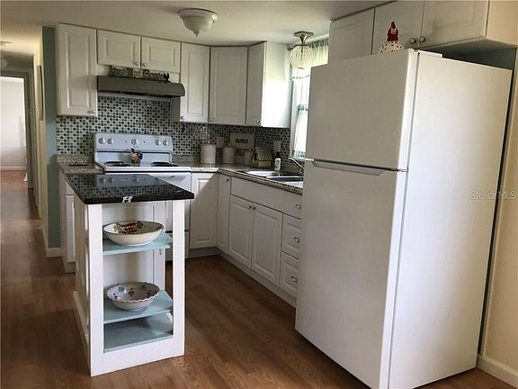 4th image of 2906 Jc Fox Ln