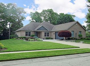 1213 Catalpa Ridge Dr, Lebanon, OH 45036