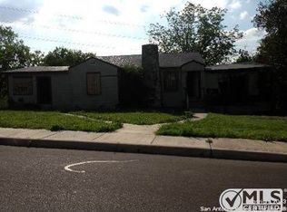 423 Robeson Ave, San Antonio, TX 78220