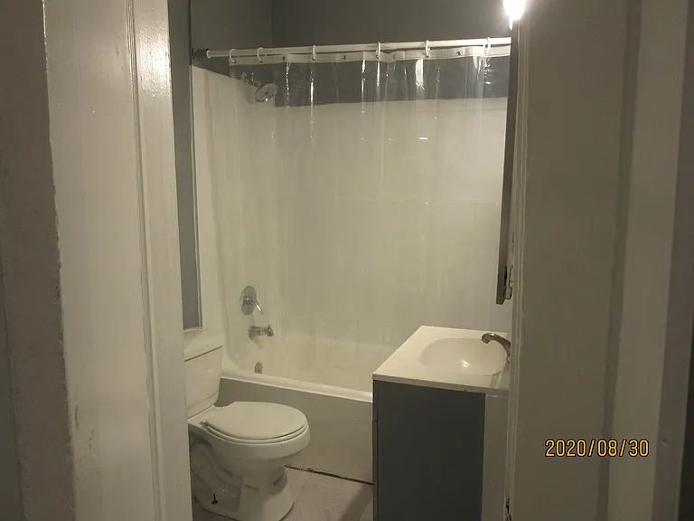 316 Hazel St #B — Photo 2
