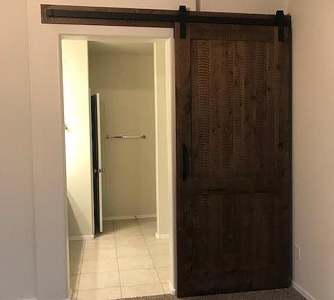 5th image of 30926 W Fairmount Ave