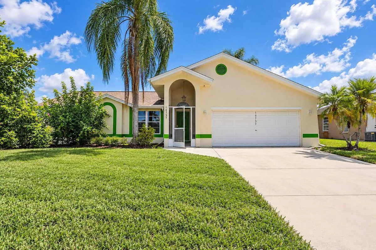 3 bed, 2.0 bath, 1335 sqft, $1,600 — Photo 1
