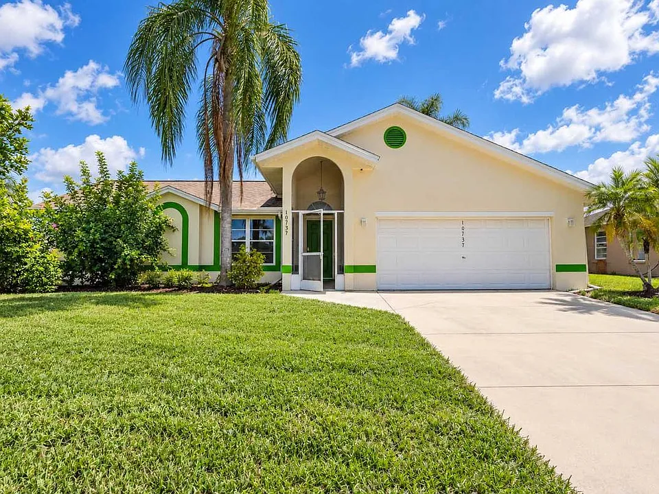 10737 Cocoatree Ct