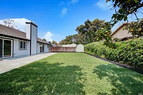 332 Serrano Ct — Photo 6