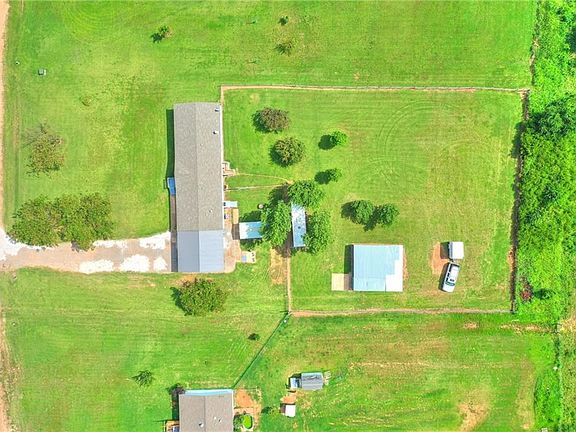 4th image of 10105 Sunflower Dr