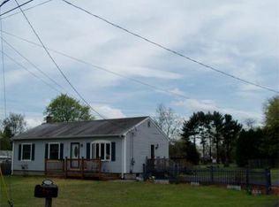 36 Fairview St E, Greenfield, MA 01301