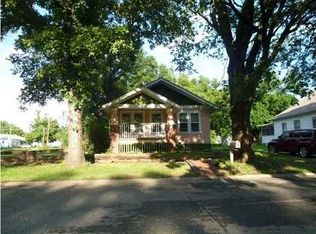 116 N Iowa St, Winfield, KS 67156