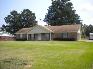 1916 McArthur Dr, Mansfield, LA 71052