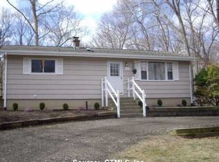 265 Fishtown Rd, Groton, CT 06355