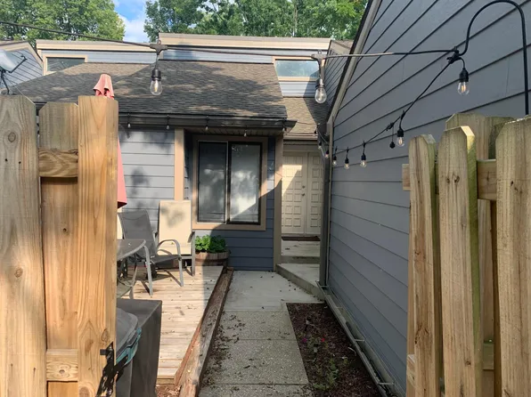 197 Sugarwood Ln, Avon, IN 46123