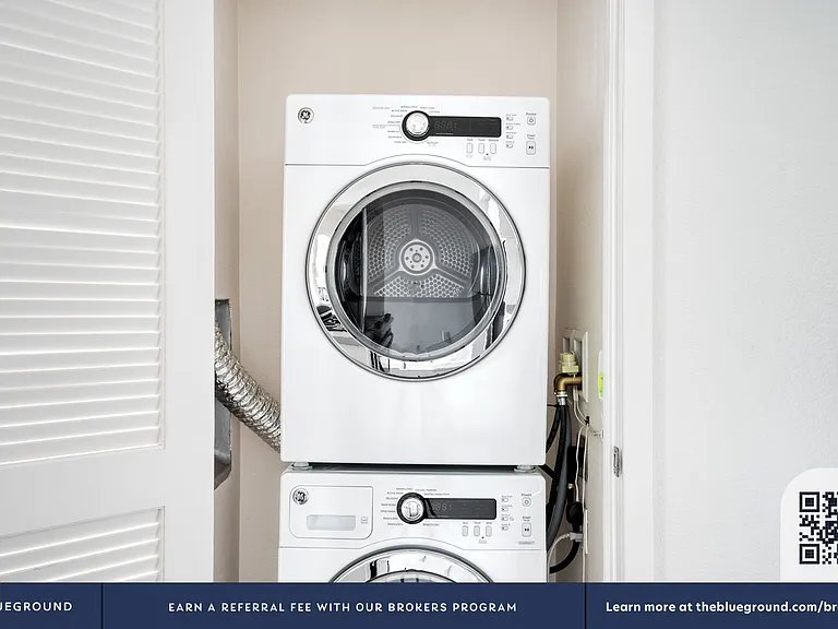 Washer/Dryer in Apartment