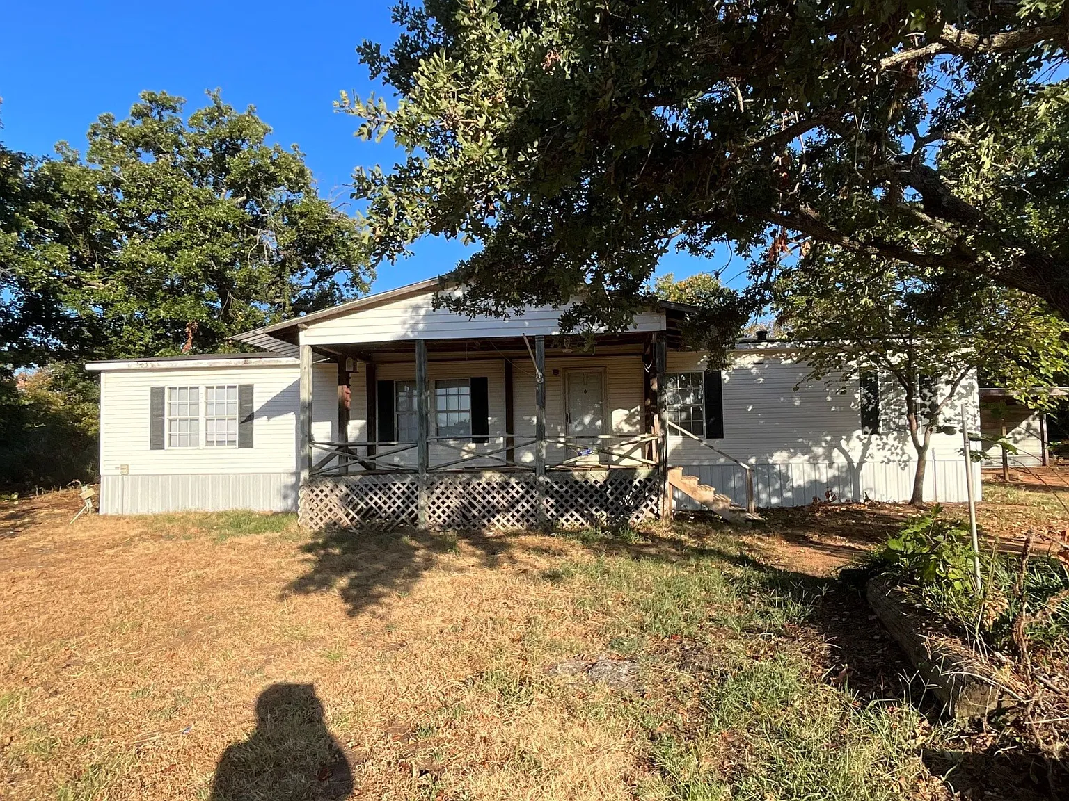 3 bed, 1560 sqft, $1,500 — Photo 1