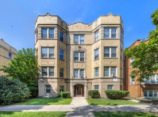 6318 N Artesian Ave APT 203, Chicago, IL 60659