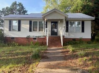 3 W 1st St, Aragon, GA 30104