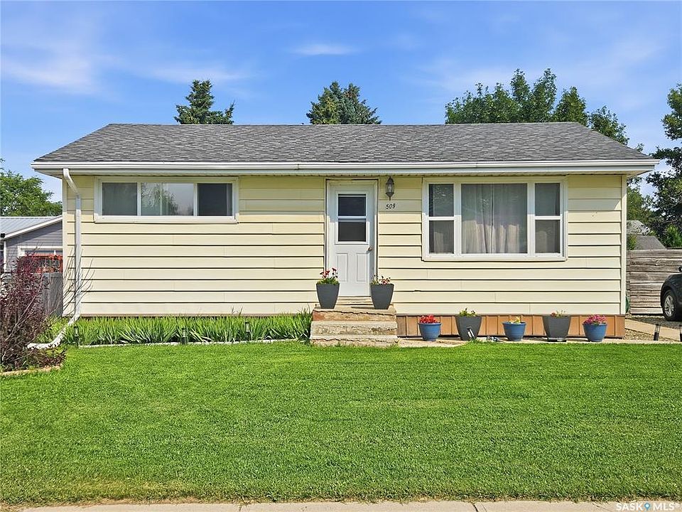 1st image of 509 7th AVENUE W