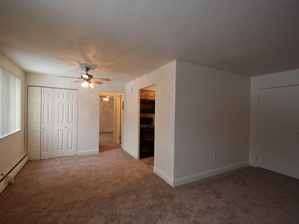 Living Room / Dining Room Combo
