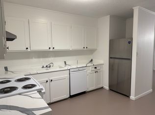 112 N Cox Ave APT 4, Hattiesburg, MS 39402