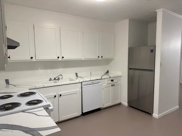 112 N Cox Ave APT 4, Hattiesburg, MS 39402