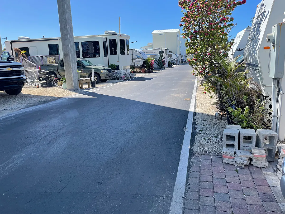 Street - 6099 Overseas Hwy #60W
