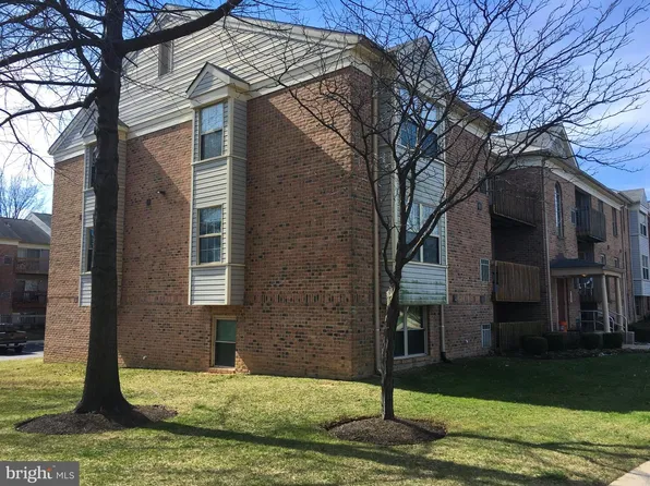 1260 Sugarwood Cir APT 302, Baltimore, MD 21221