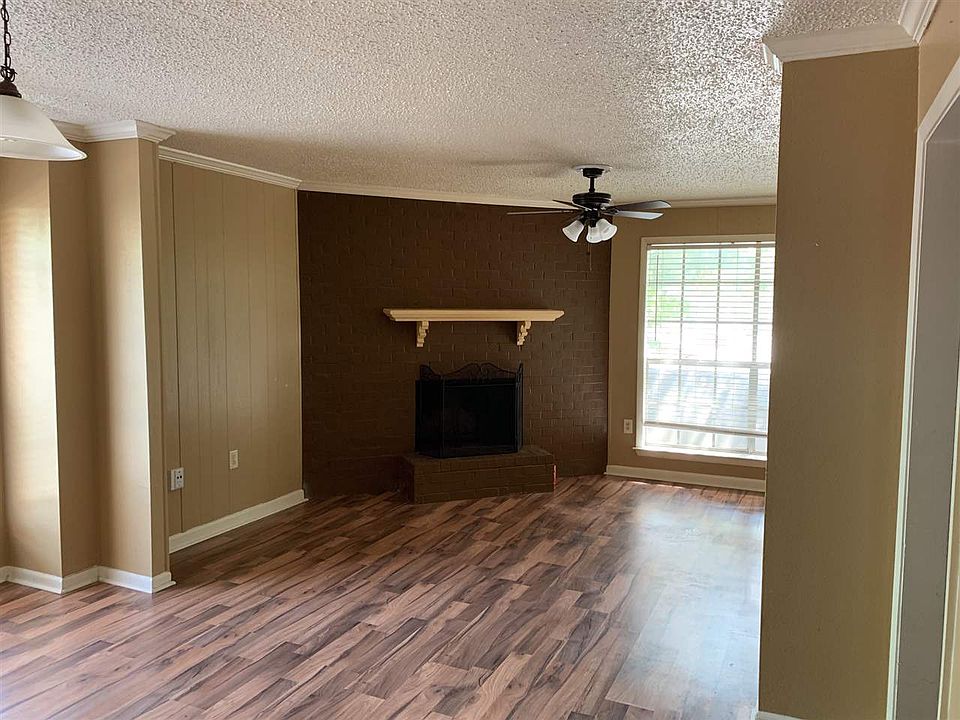 1st image of 2613 Toulon Dr APT C