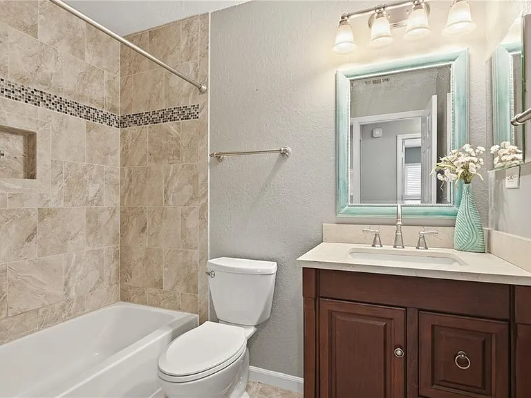 2914 Cypress Green Dr — Photo 24